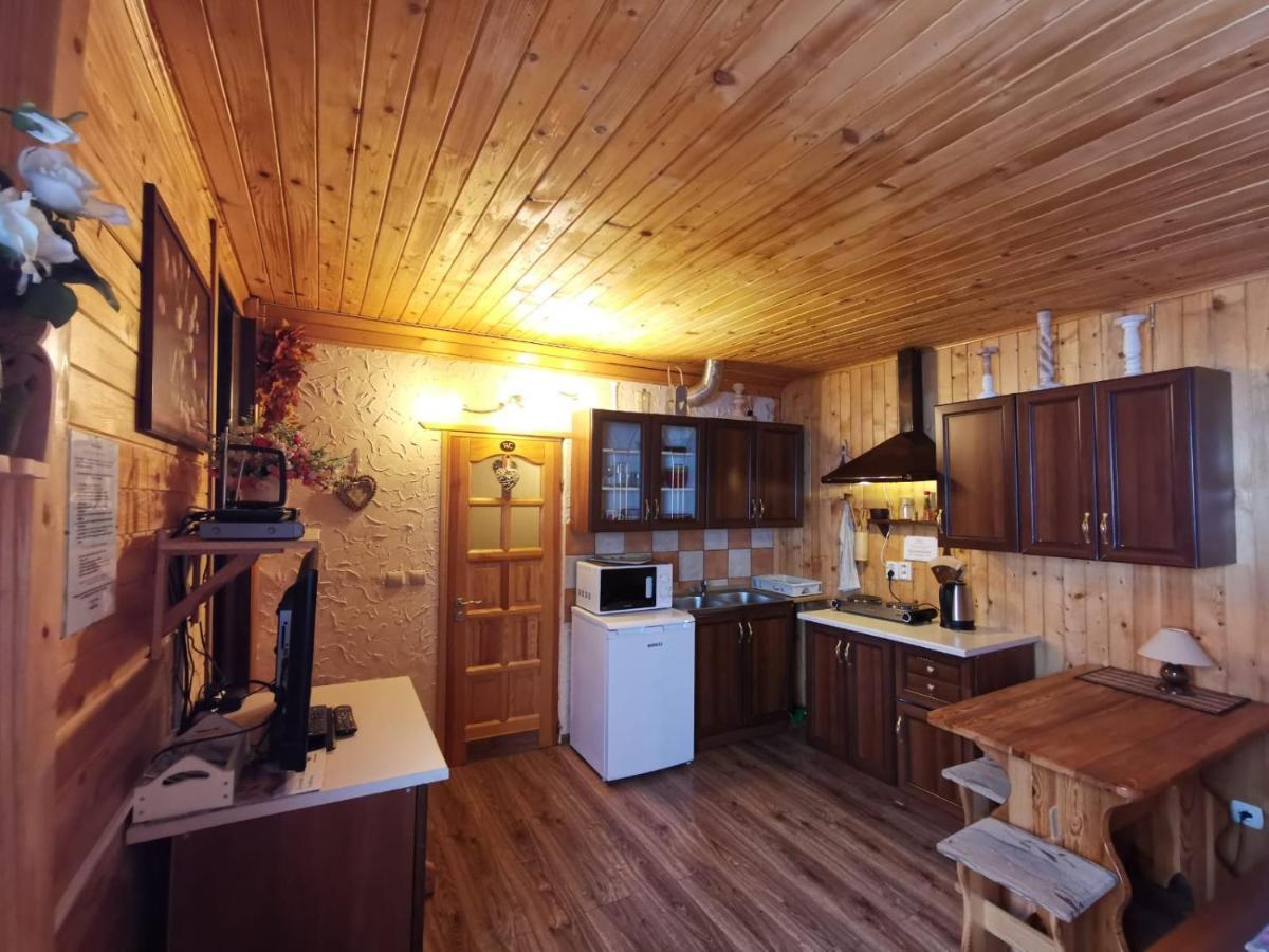 Guesthouse Eden Liptovsky Mikulas Bagian luar foto